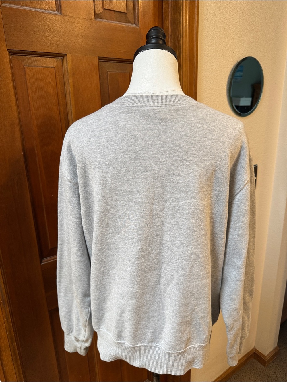 Paul Frank Juniors Gray Sweatshirt with Chenille Patch and Red Mouth Size XL - Picture 8 of 9